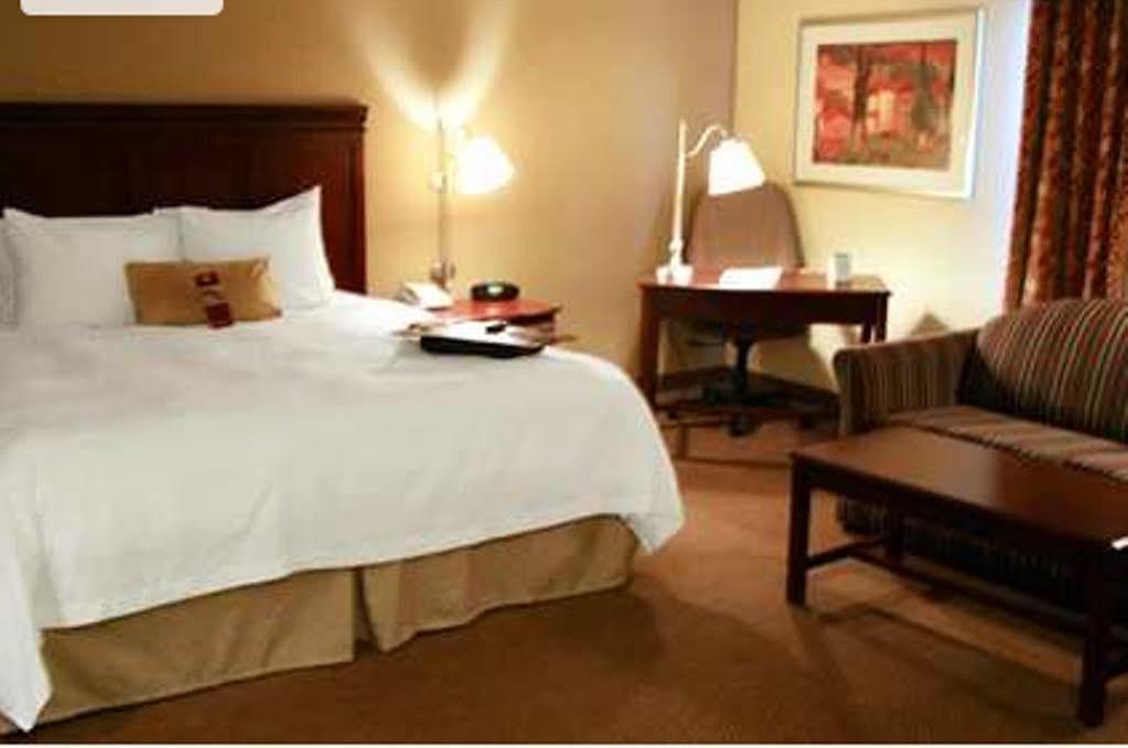 Hampton Inn Sumter Exteriör bild